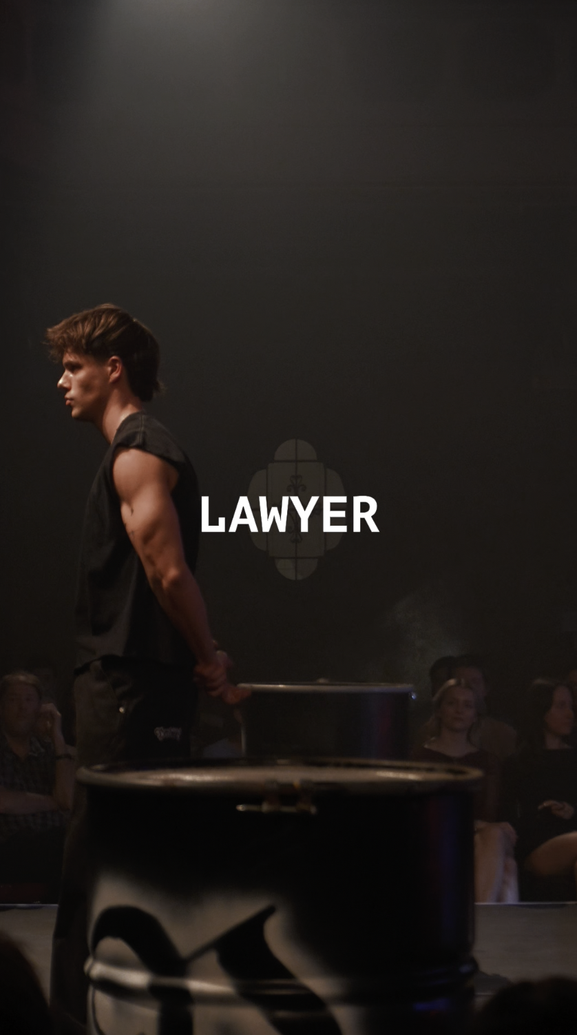 How to Become: a Fashion Designer